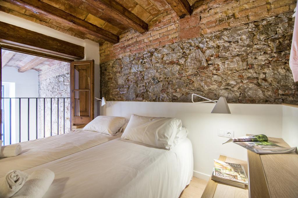 Happy People Ramblas Harbour Apartment Barcelona